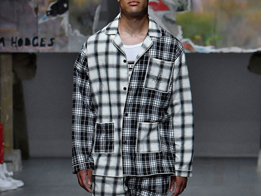Pyjama homme stylé : l’art de conjuguer confort et style